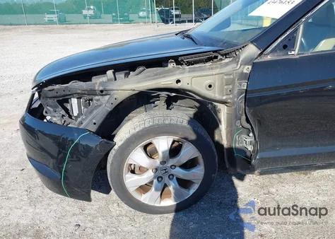 2009 Honda Accord 2.4 Ex-L from USA, damaged, VIN 1HGCP26859A010128